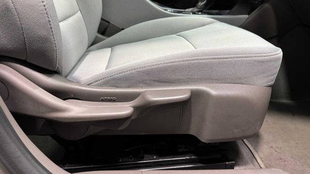 Used 2020 Chevrolet Malibu LT image 14