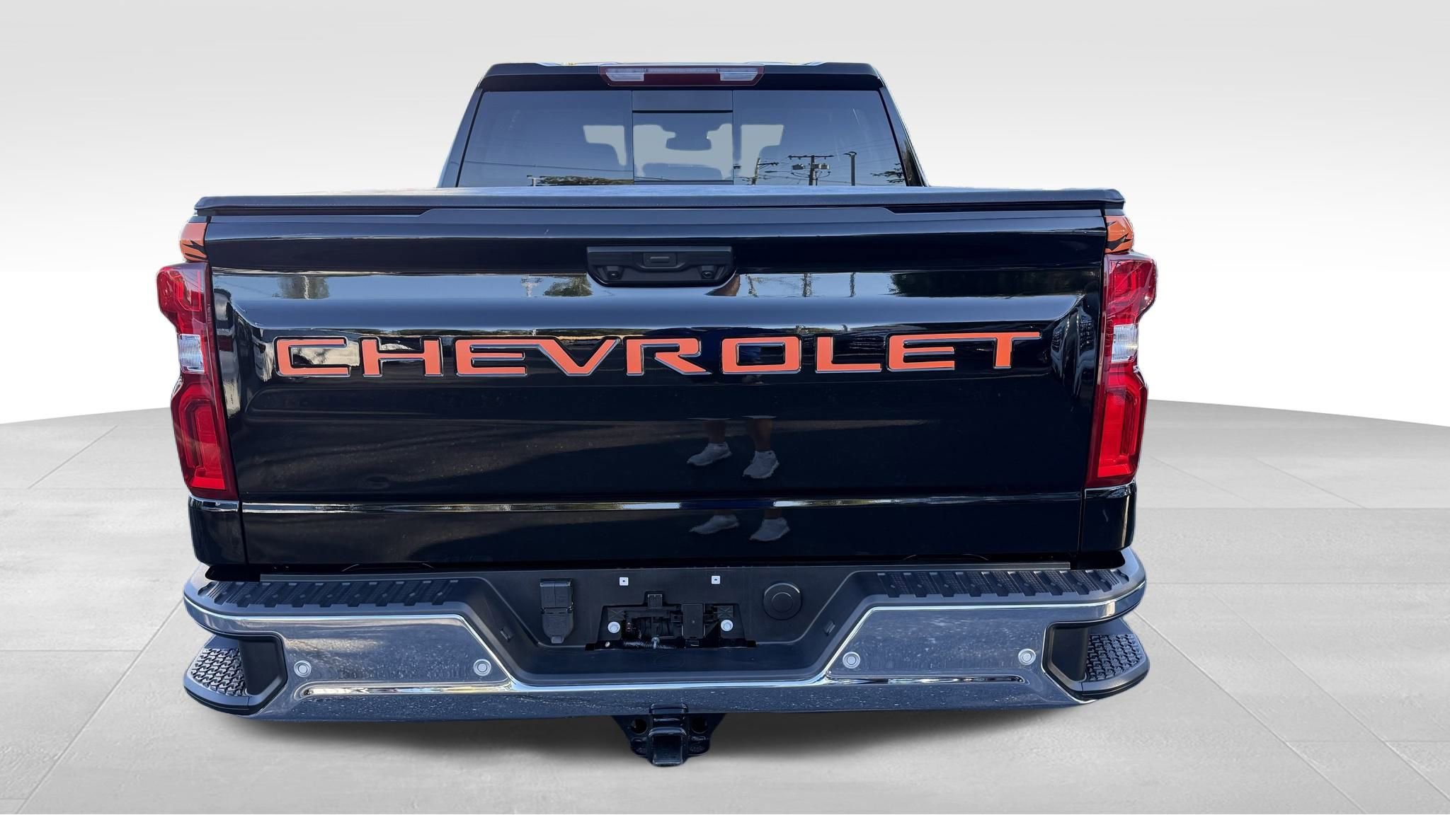 Used 2024 Chevrolet Silverado 1500 LTZ w/ LTZ Convenience Package II image 8