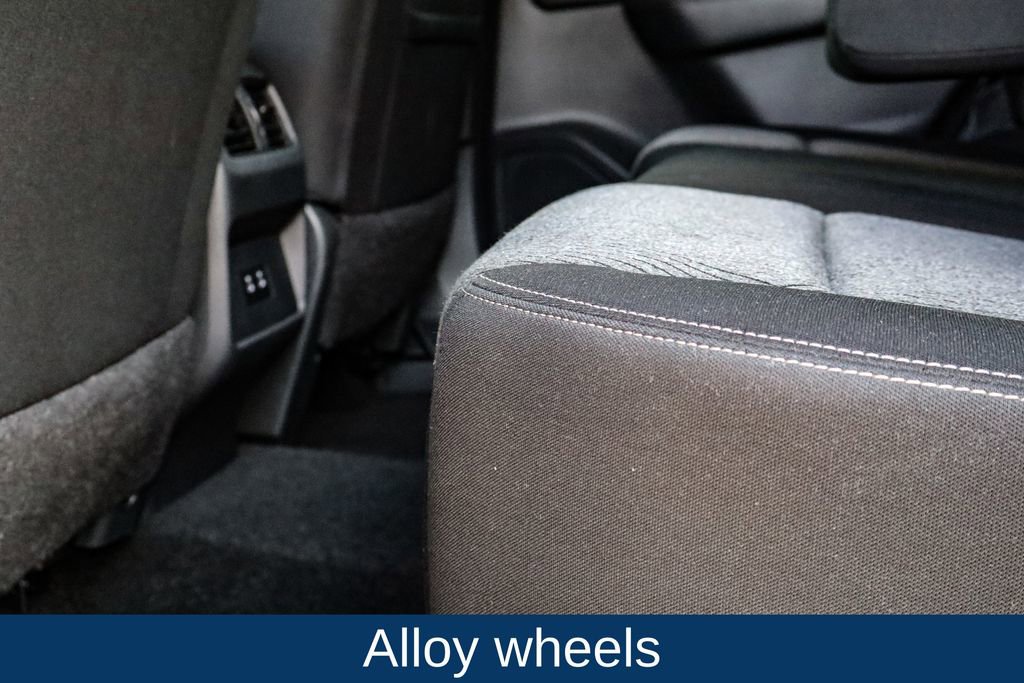 Used 2024 Nissan Rogue SV image 13