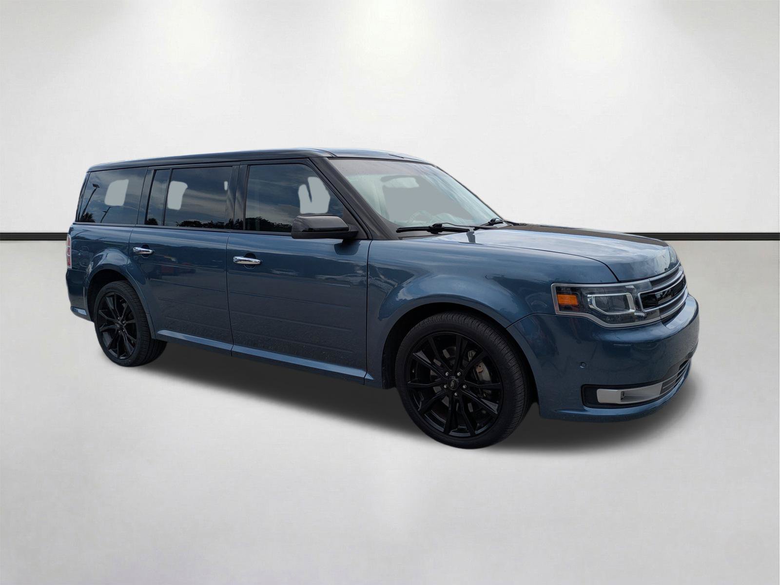 Used 2019 Ford Flex Limited w/ Equipment Group 303A AWD/4WD image 2