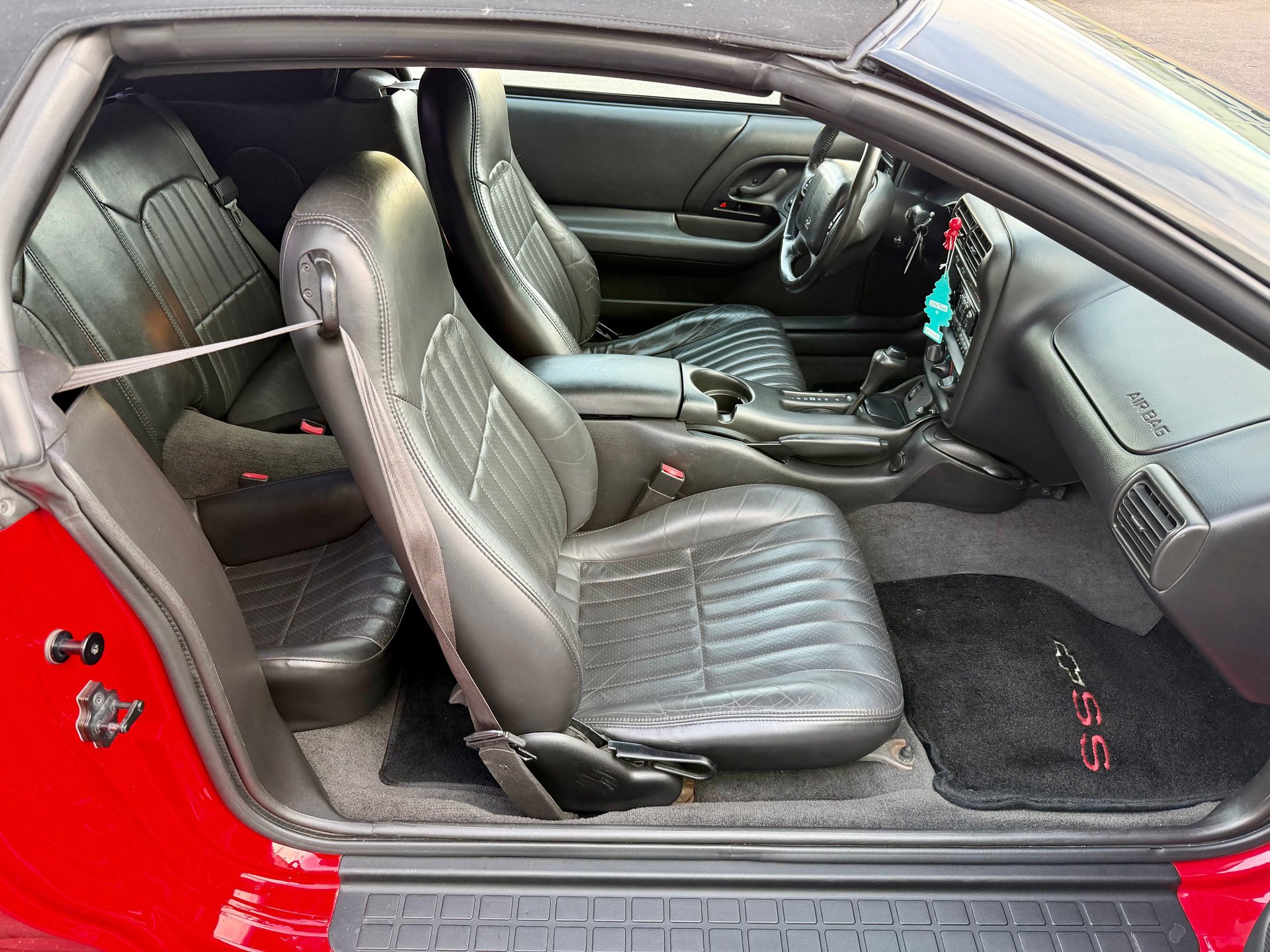 Used 2000 Chevrolet Camaro Z28 w/ SS Performance/Appearance Pkg image 45