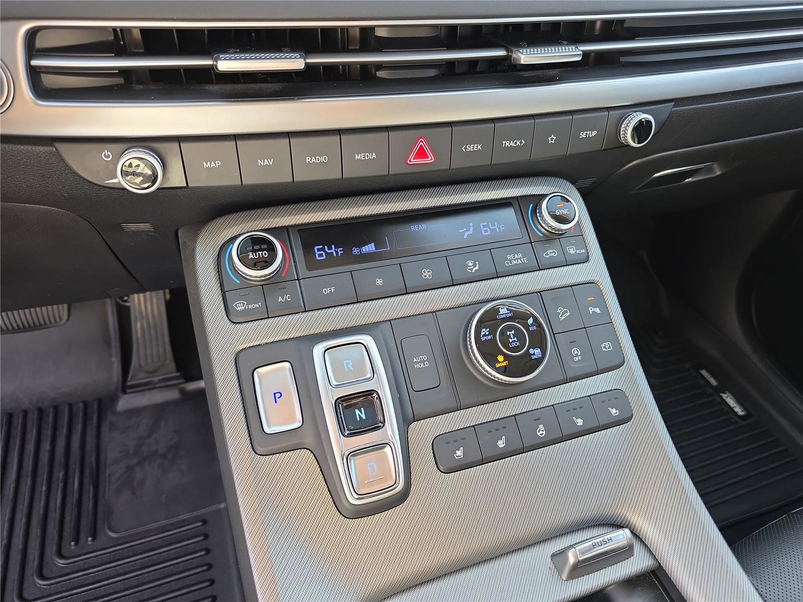 Used 2023 Hyundai Palisade SEL image 26