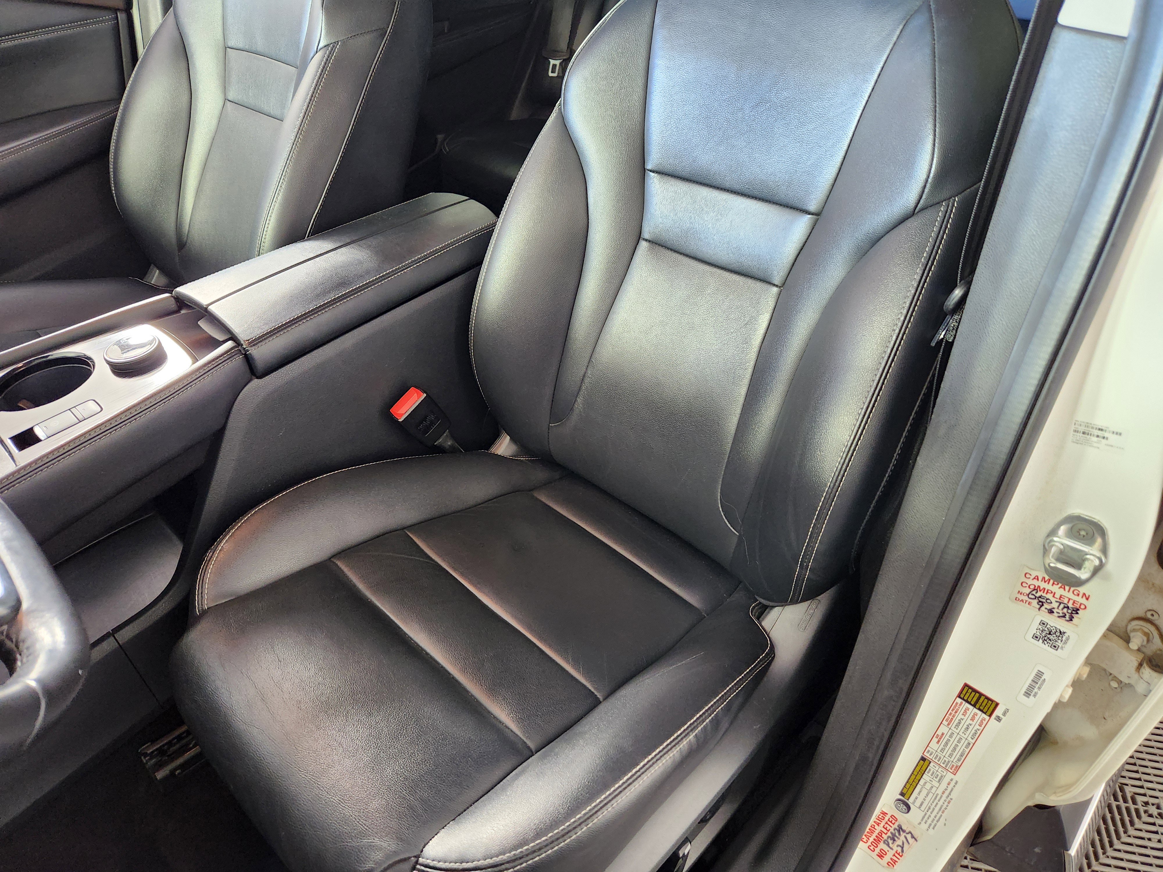 Used 2023 Nissan Rogue SL w/ SL Premium Package image 12