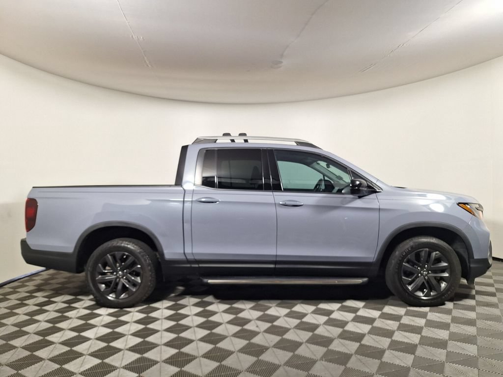 Used 2023 Honda Ridgeline Sport image 4