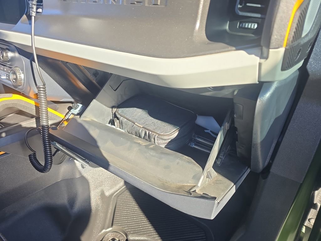 Used 2023 Ford Bronco Badlands image 18