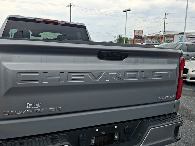 Used 2023 Chevrolet Silverado 1500 Custom AWD/4WD image 32