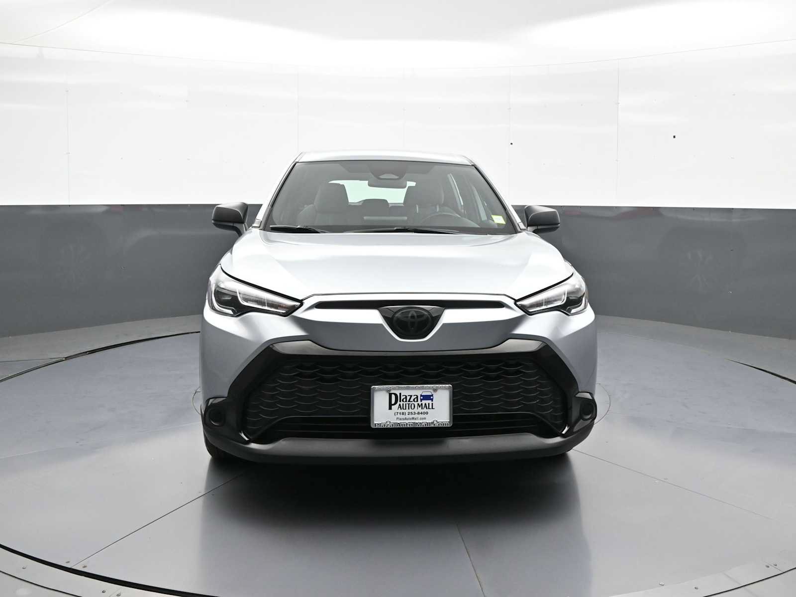 Certified 2024 Toyota Corolla Cross AWD Hybrid image 2