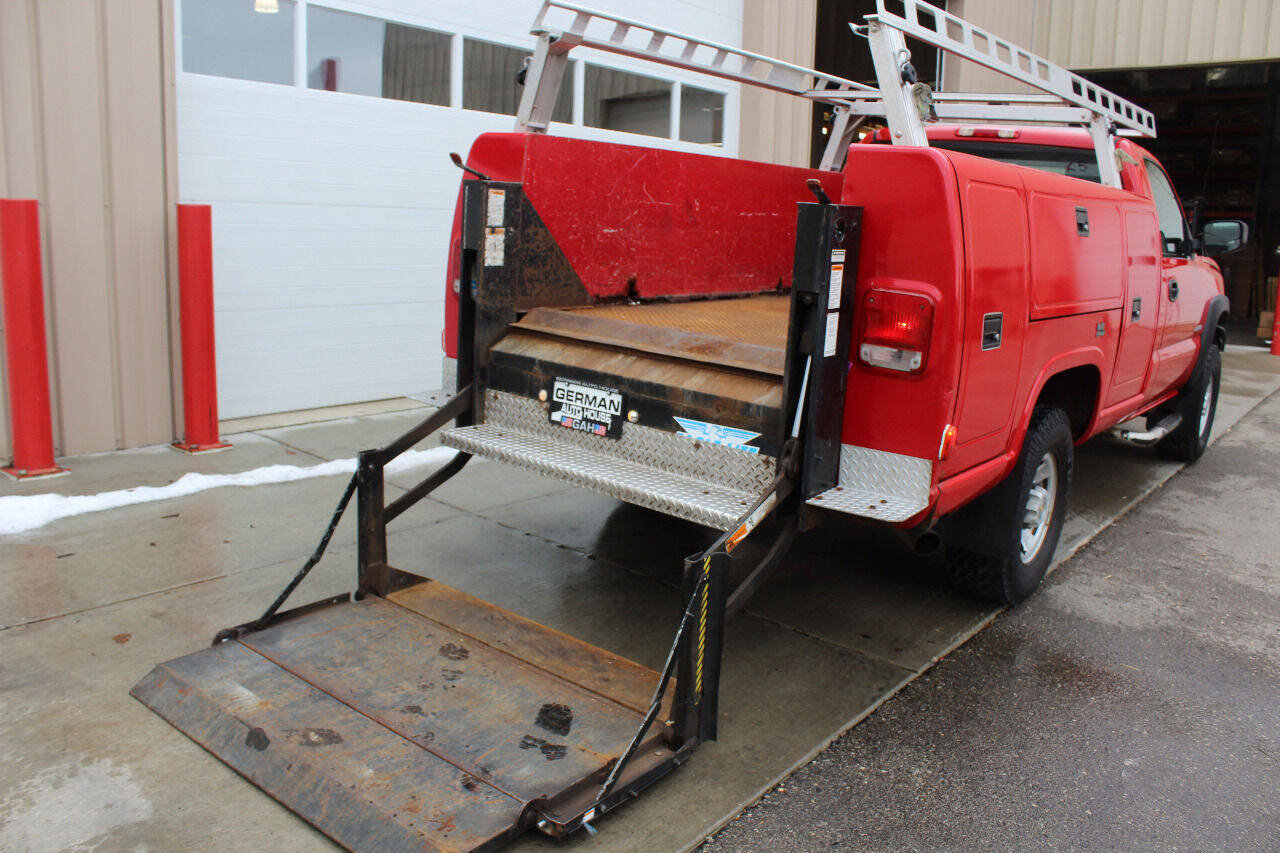Used 2005 Chevrolet Silverado 3500 4x4 Regular Cab image 10