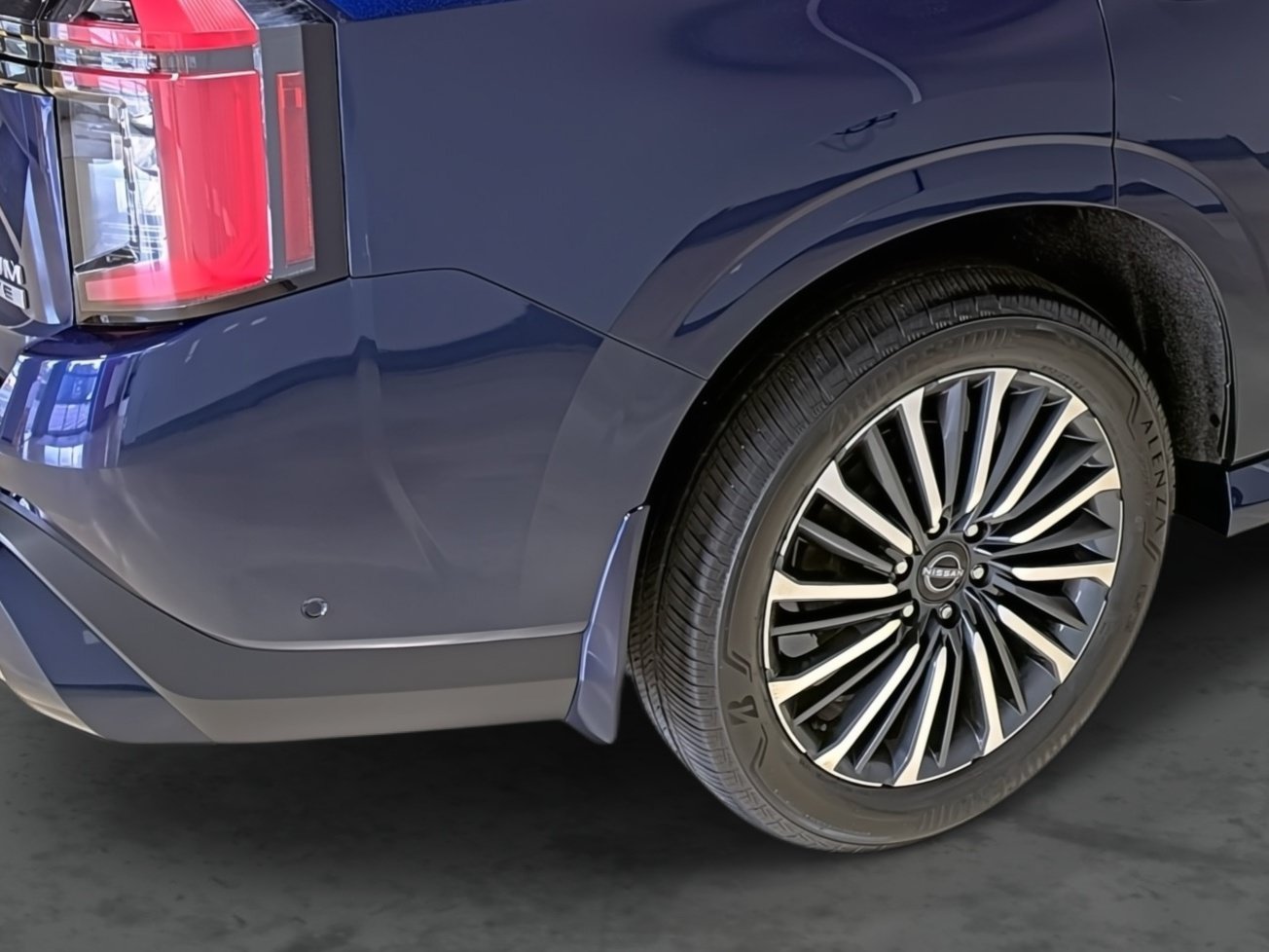 New 2025 Nissan Armada Platinum Reserve AWD/4WD image 13