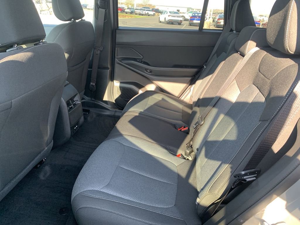 New 2026 Jeep Cherokee Laredo AWD/4WD image 27