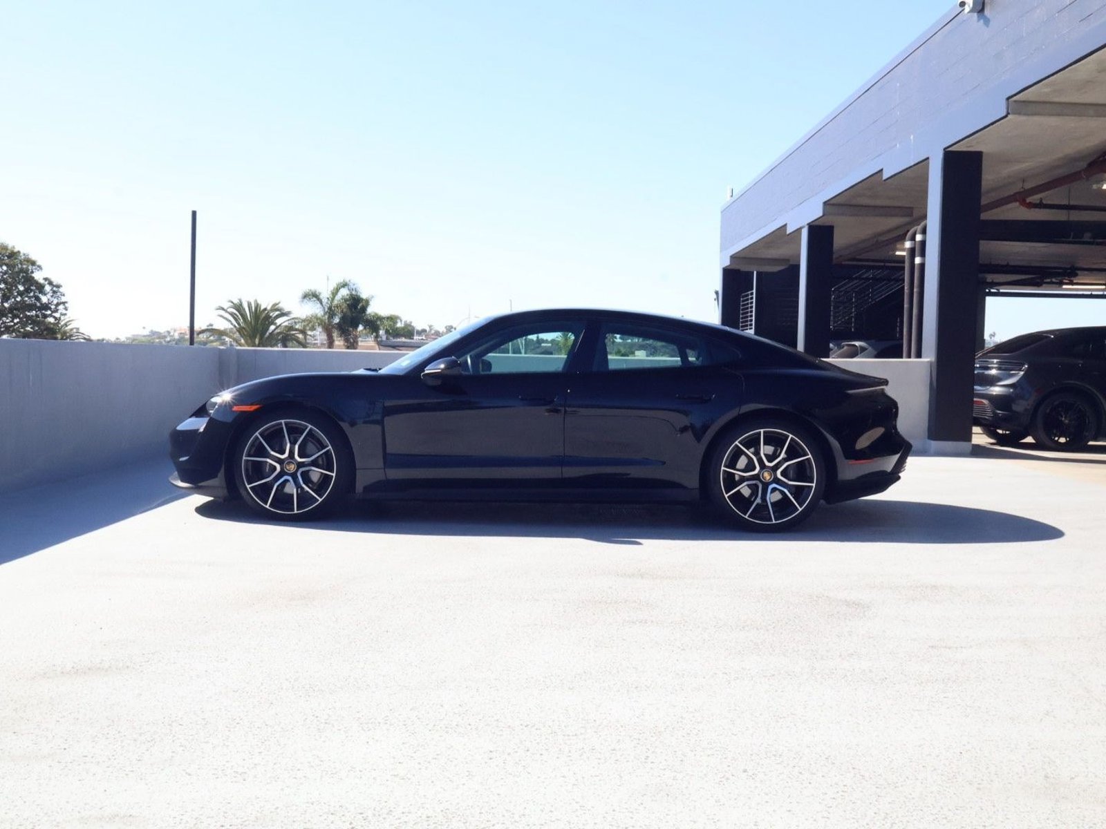 Used 2024 Porsche Taycan RWD image 2