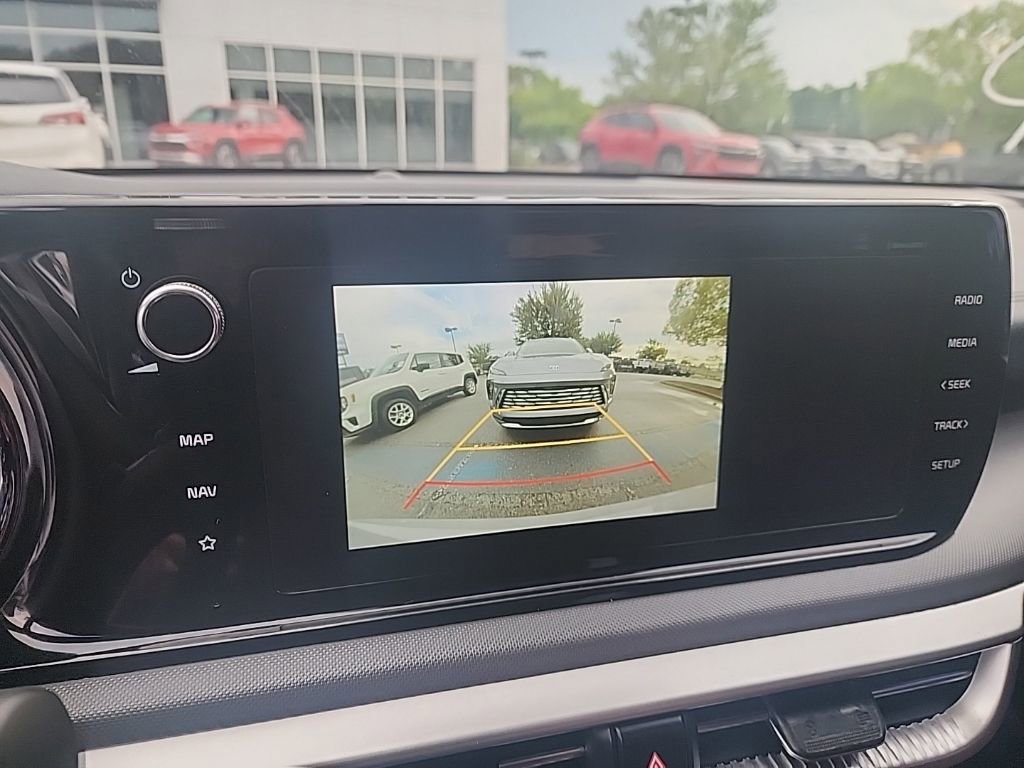 Used 2023 Kia K5 GT-Line w/ GT-Line Premium Package FWD image 9