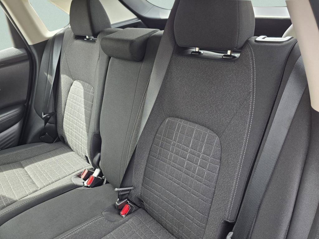 Used 2025 Honda HR-V LX image 27