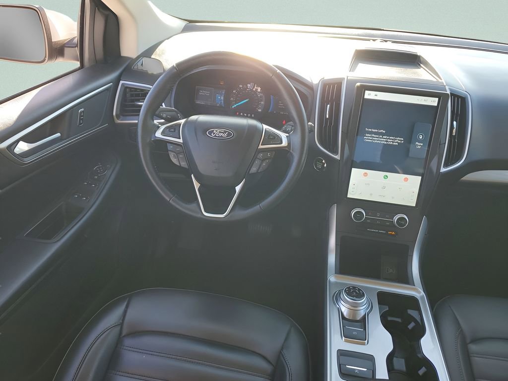 Used 2024 Ford Edge SEL image 15