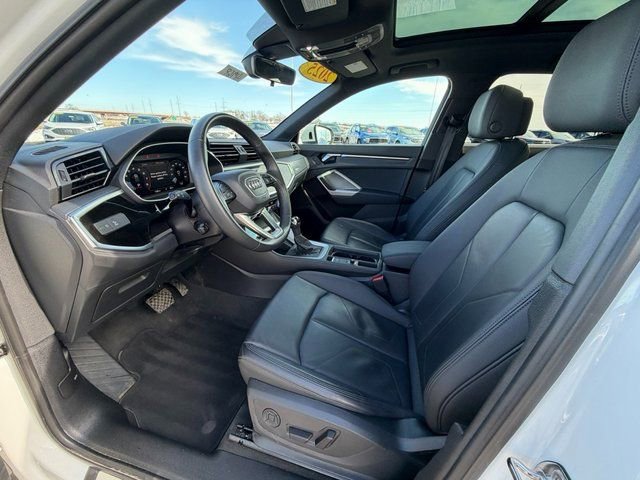 Used 2025 Audi Q3 2.0T Premium image 16