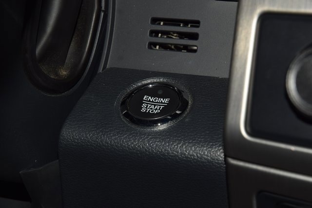 Used 2022 Ford F450 Platinum w/ FX4 Off-Road Package image 38