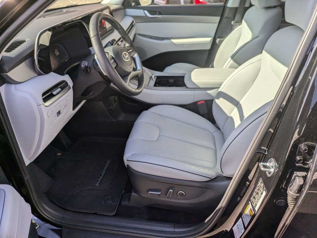 Certified 2024 Hyundai Palisade SEL image 19