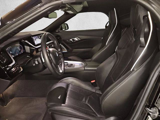 Used 2019 BMW Z4 sDrive30i w/ Convenience Package RWD image 13