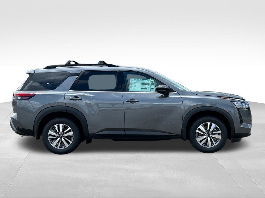 New 2026 Nissan Pathfinder SL FWD image 12