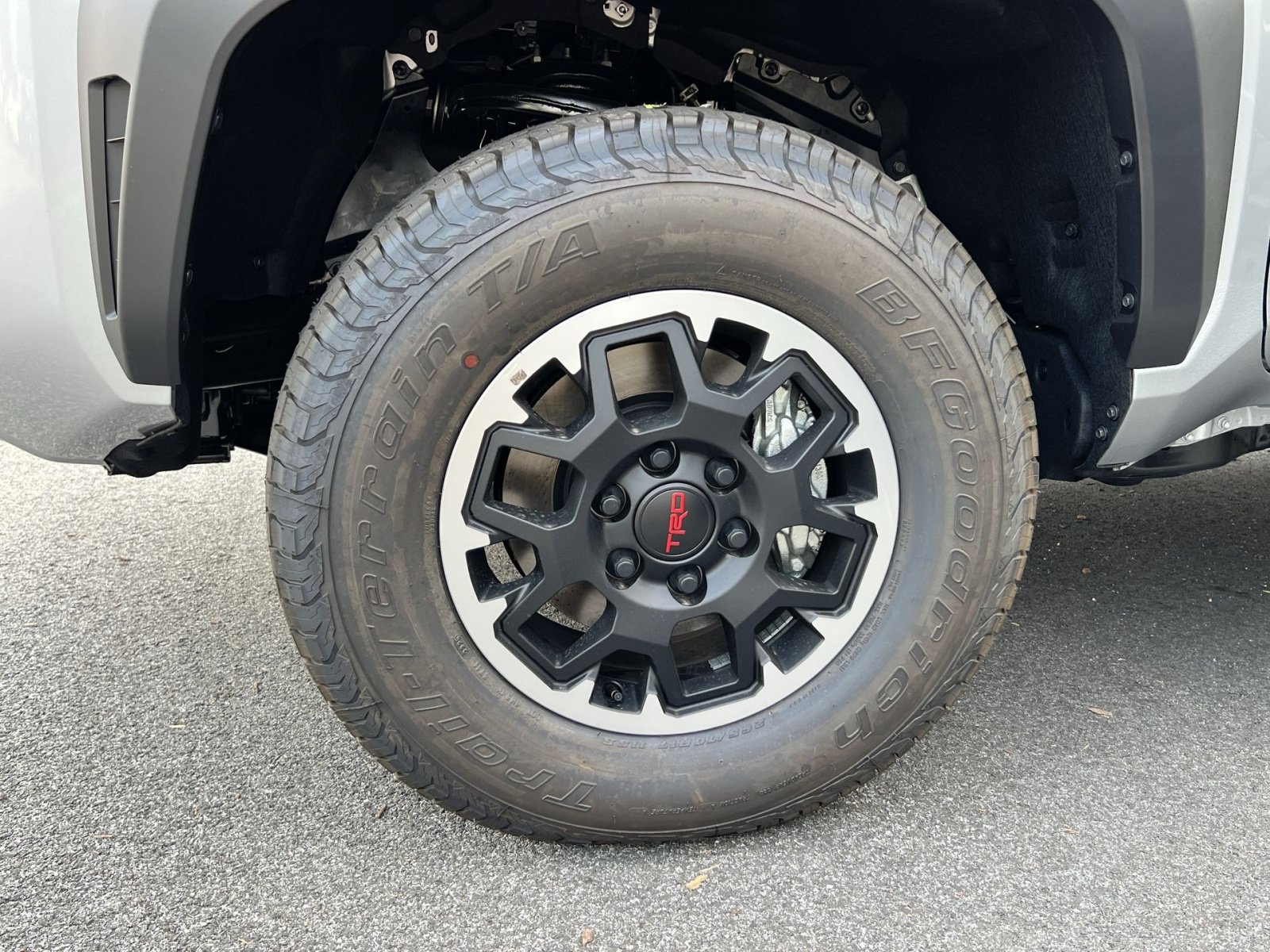 New 2026 Toyota Tacoma TRD Off-Road AWD/4WD image 5