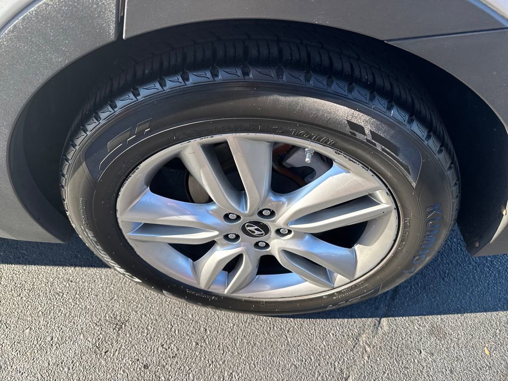 Used 2014 Hyundai Santa Fe Sport 2.0T w/ Navigation Package 06 image 29