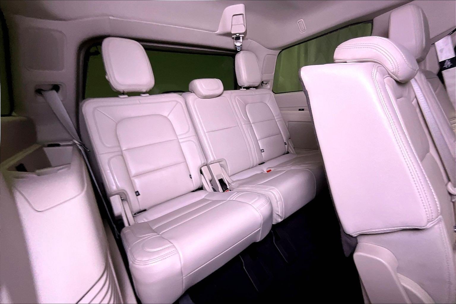Used 2020 Lincoln Navigator Reserve w/ Luxury Package AWD/4WD image 24