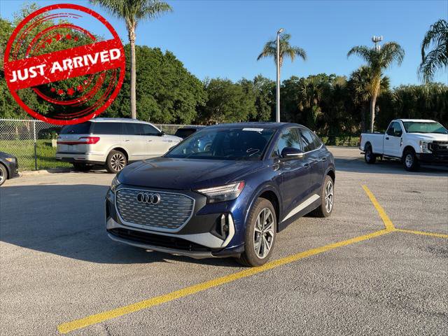 Used 2023 Audi Q4 e-tron Prestige image 2