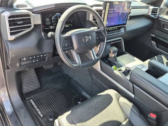 Certified 2025 Toyota Sequoia Limited w/ Tow Technology Package AWD/4WD image 18