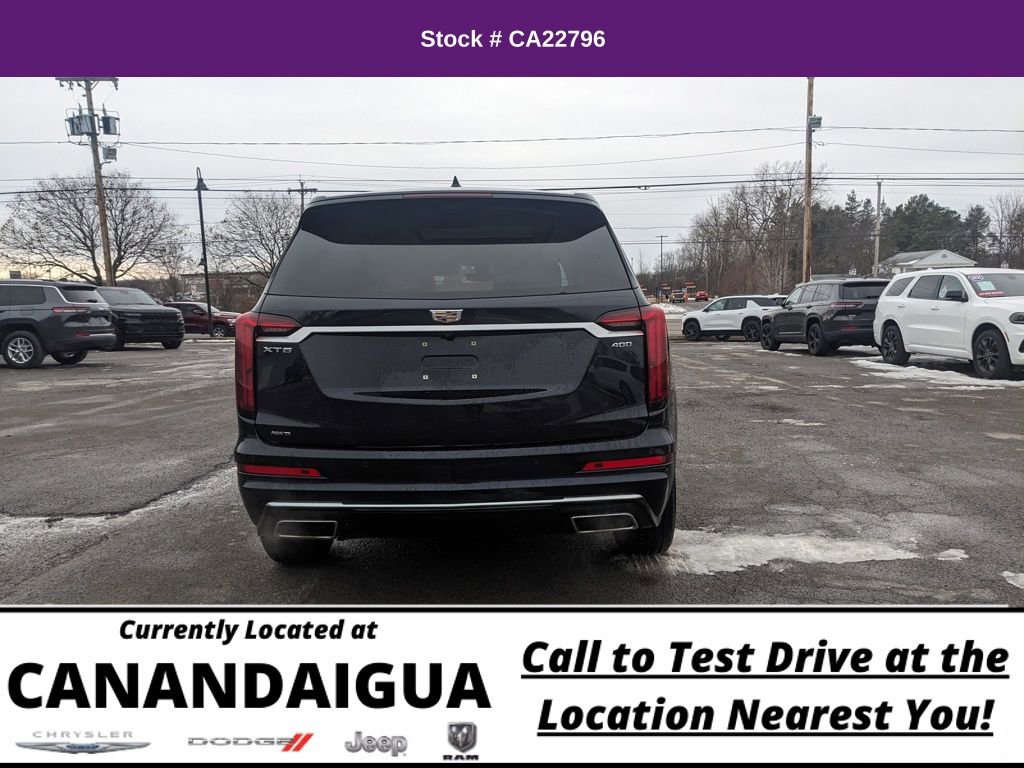 Used 2022 Cadillac XT6 Premium Luxury w/ Technology Package image 11