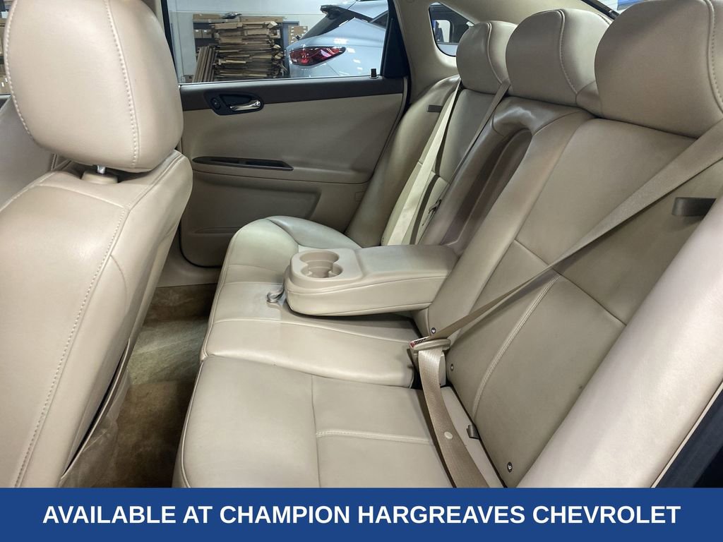 Used 2008 Chevrolet Impala LT w/ Luxury Edition Package FWD image 33
