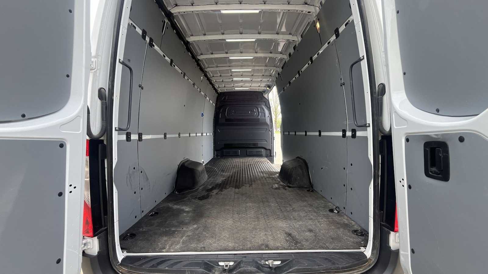 Certified 2024 Mercedes-Benz Sprinter 3500 image 31