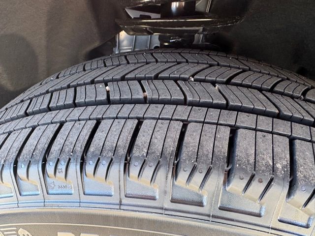 New 2026 Ford Explorer ST-Line image 13