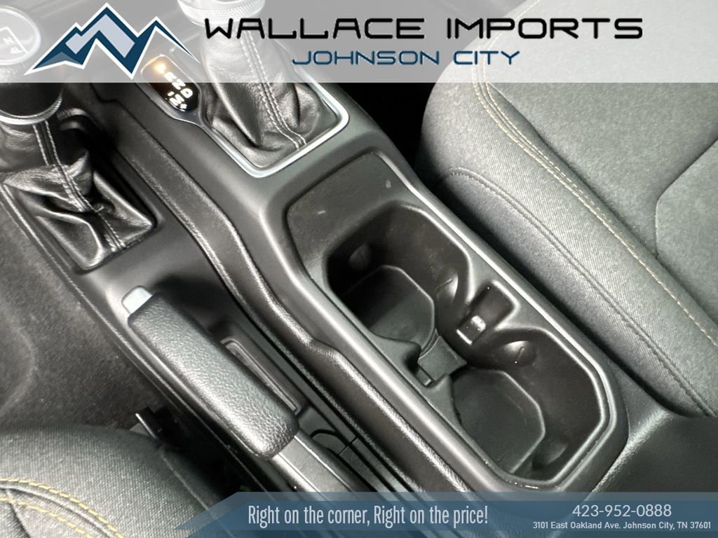 Used 2024 Jeep Gladiator Sport AWD/4WD image 17