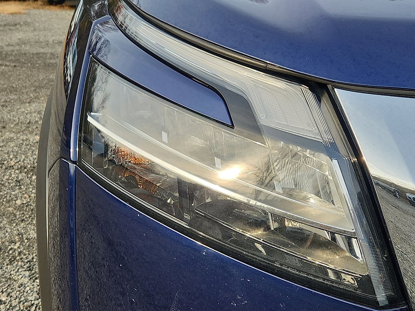 Used 2023 Nissan Pathfinder Platinum w/ Cargo Package image 9