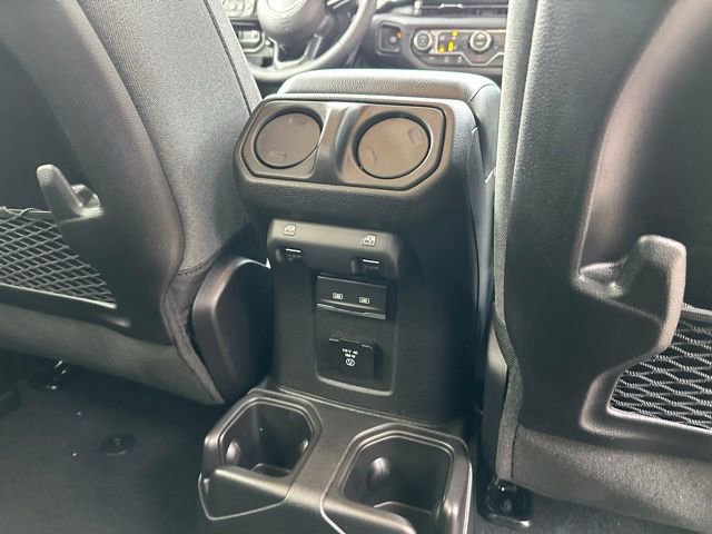 New 2026 Jeep Wrangler Unlimited Rubicon AWD/4WD image 21