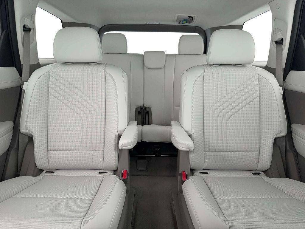 New 2026 Hyundai Palisade FWD Hybrid image 16