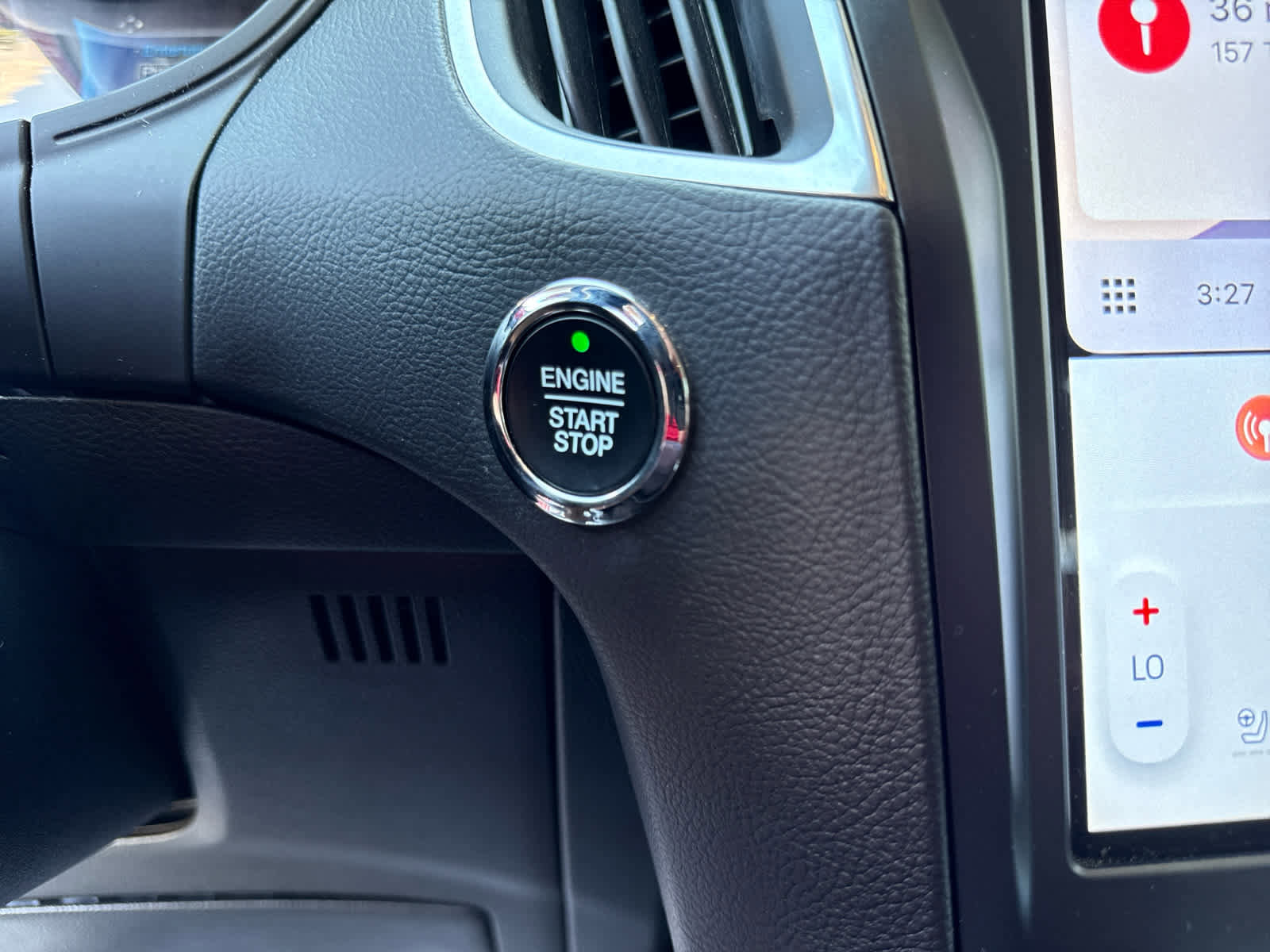 Certified 2024 Ford Edge Titanium image 13