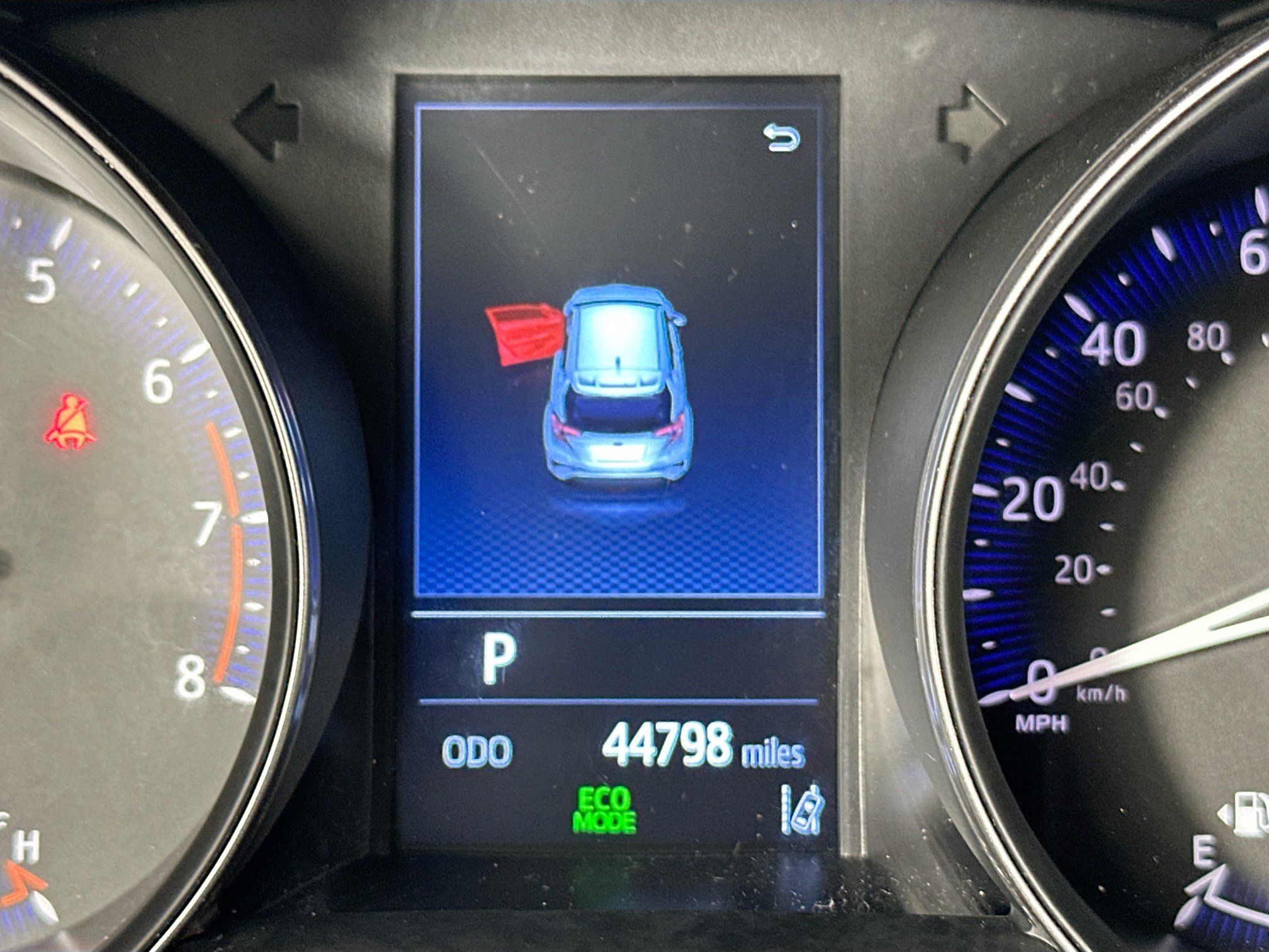 Used 2022 Toyota C-HR XLE FWD image 12
