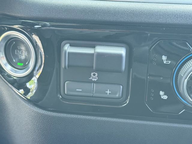 Used 2025 Chevrolet Silverado 1500 LT w/ Safety Package image 21