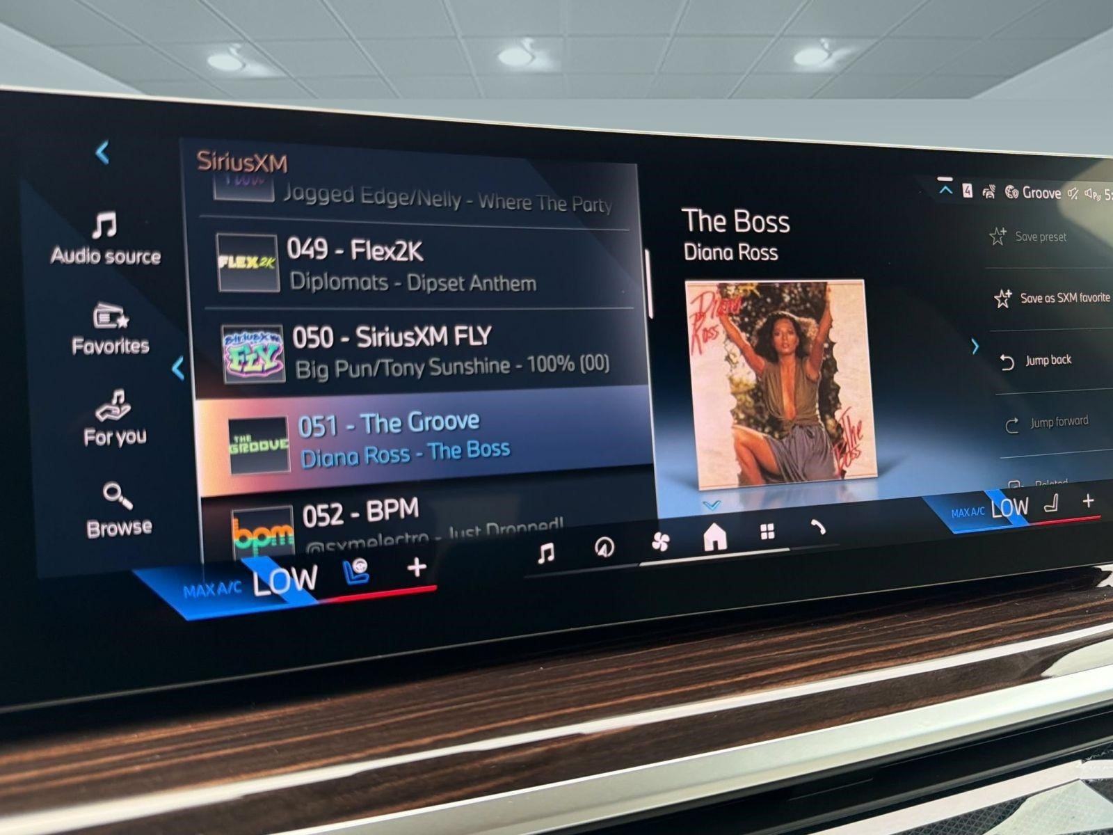 New 2027 BMW X7 xDrive40i AWD/4WD image 21