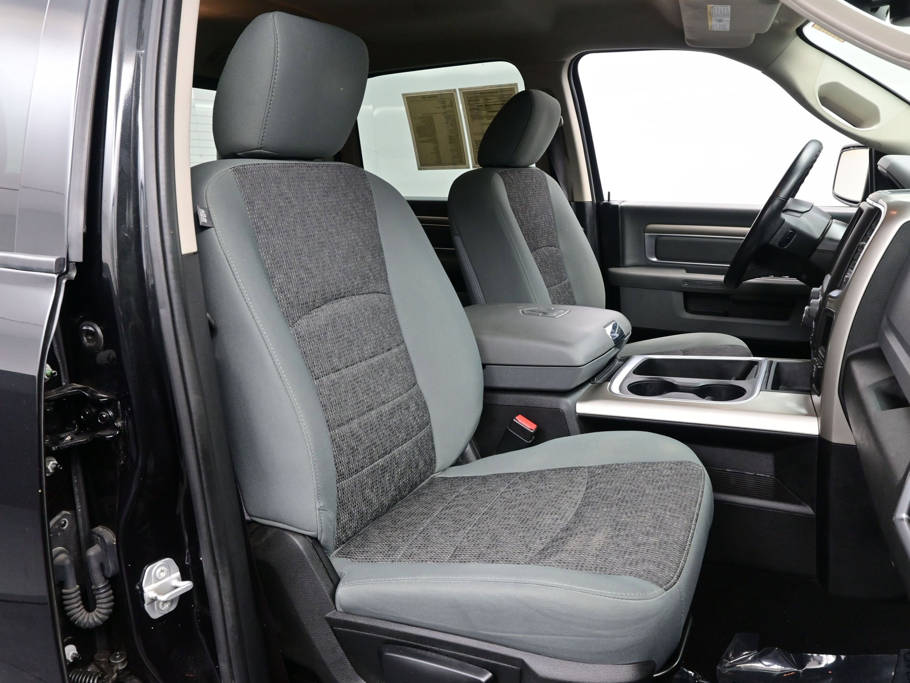 Used 2018 RAM 1500 Big Horn image 13