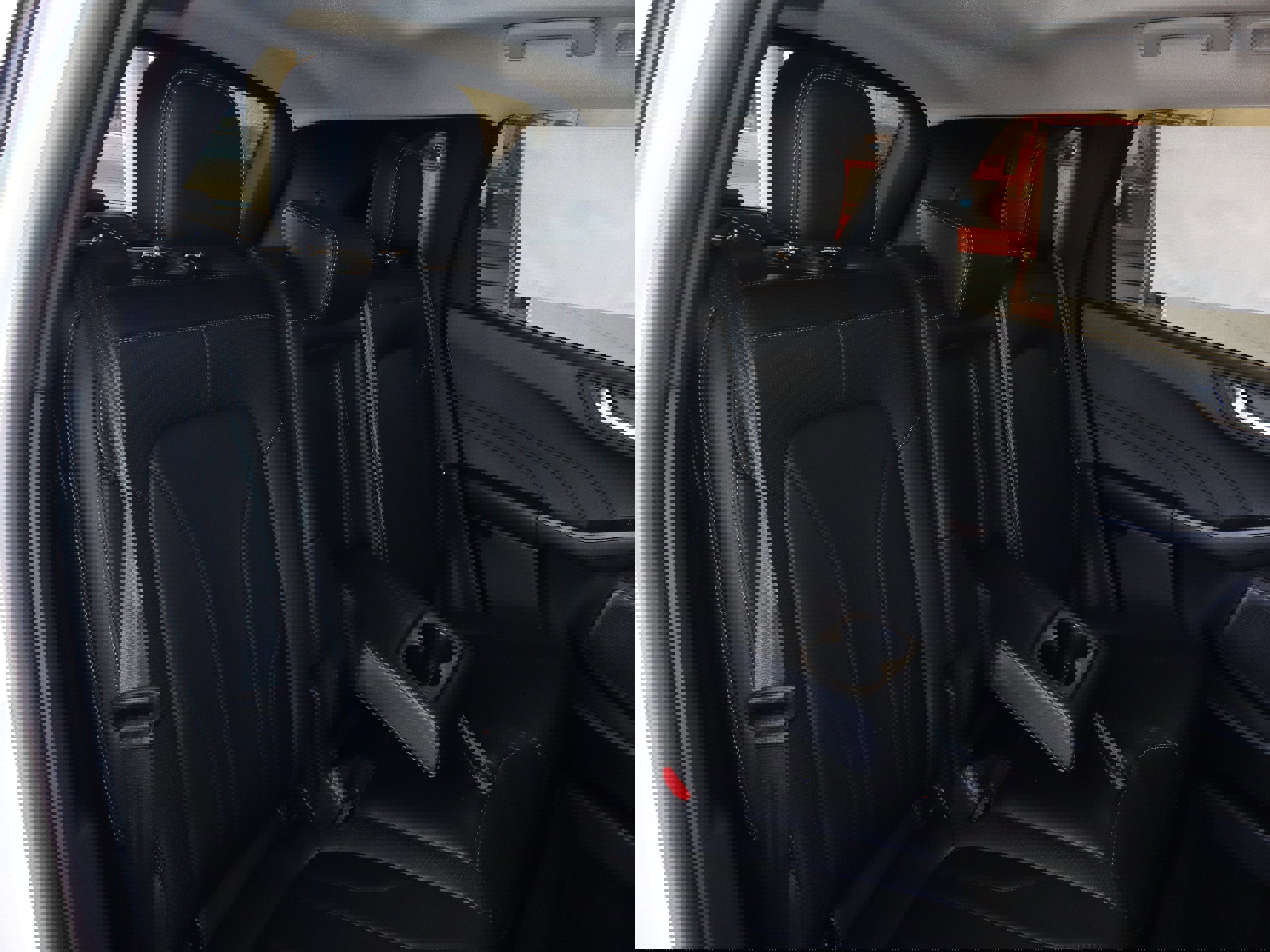 New 2025 Ford Escape SE w/ PHEV Premium Package image 43