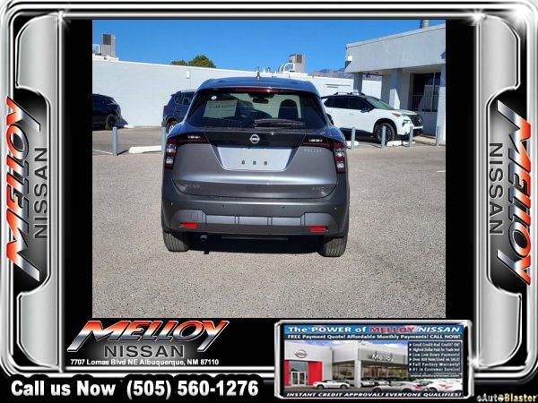 Used 2025 Nissan Kicks SV image 12