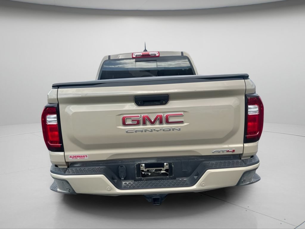 Used 2023 GMC Canyon AT4 w/ AT4 Premium Package AWD/4WD image 12