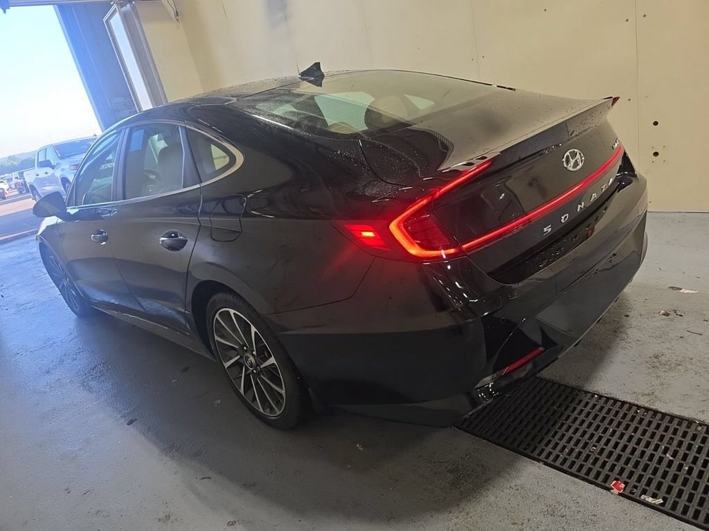 Used 2021 Hyundai Sonata Limited FWD image 4