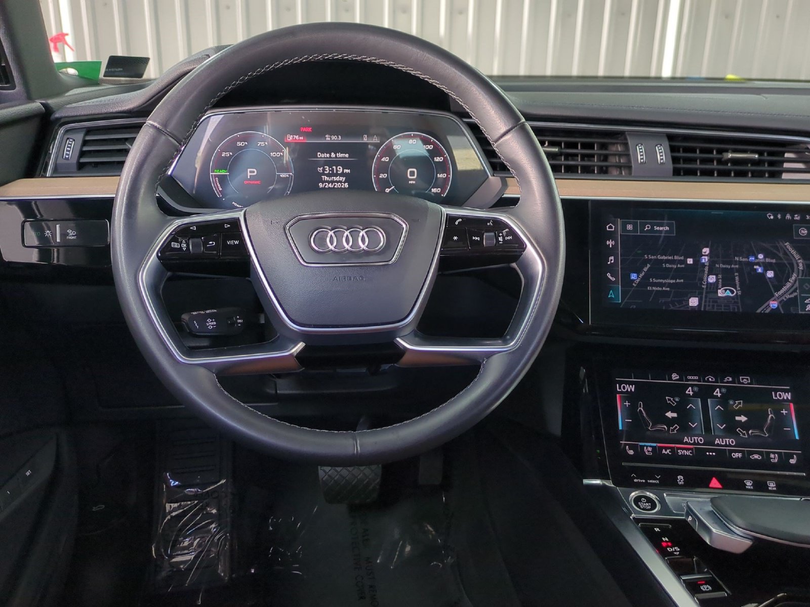 Used 2024 Audi Q8 e-tron Premium Plus w/ Premium Plus Package AWD/4WD image 9