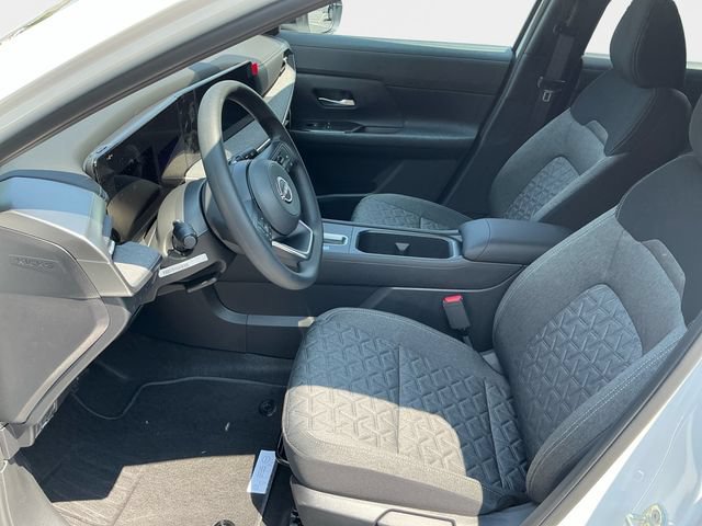 New 2026 Nissan Kicks SV w/ Cold Weather Package AWD/4WD image 11