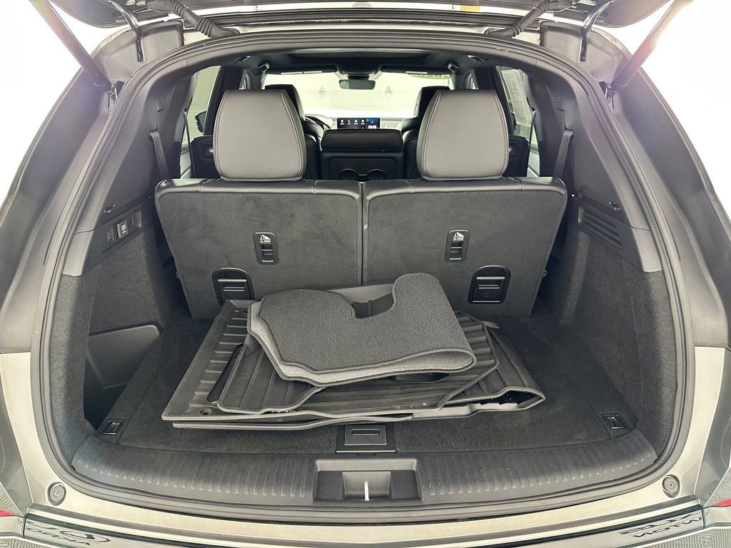 Used 2023 Acura MDX A-Spec image 44