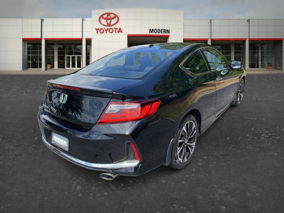 Used 2017 Honda Accord EX image 5