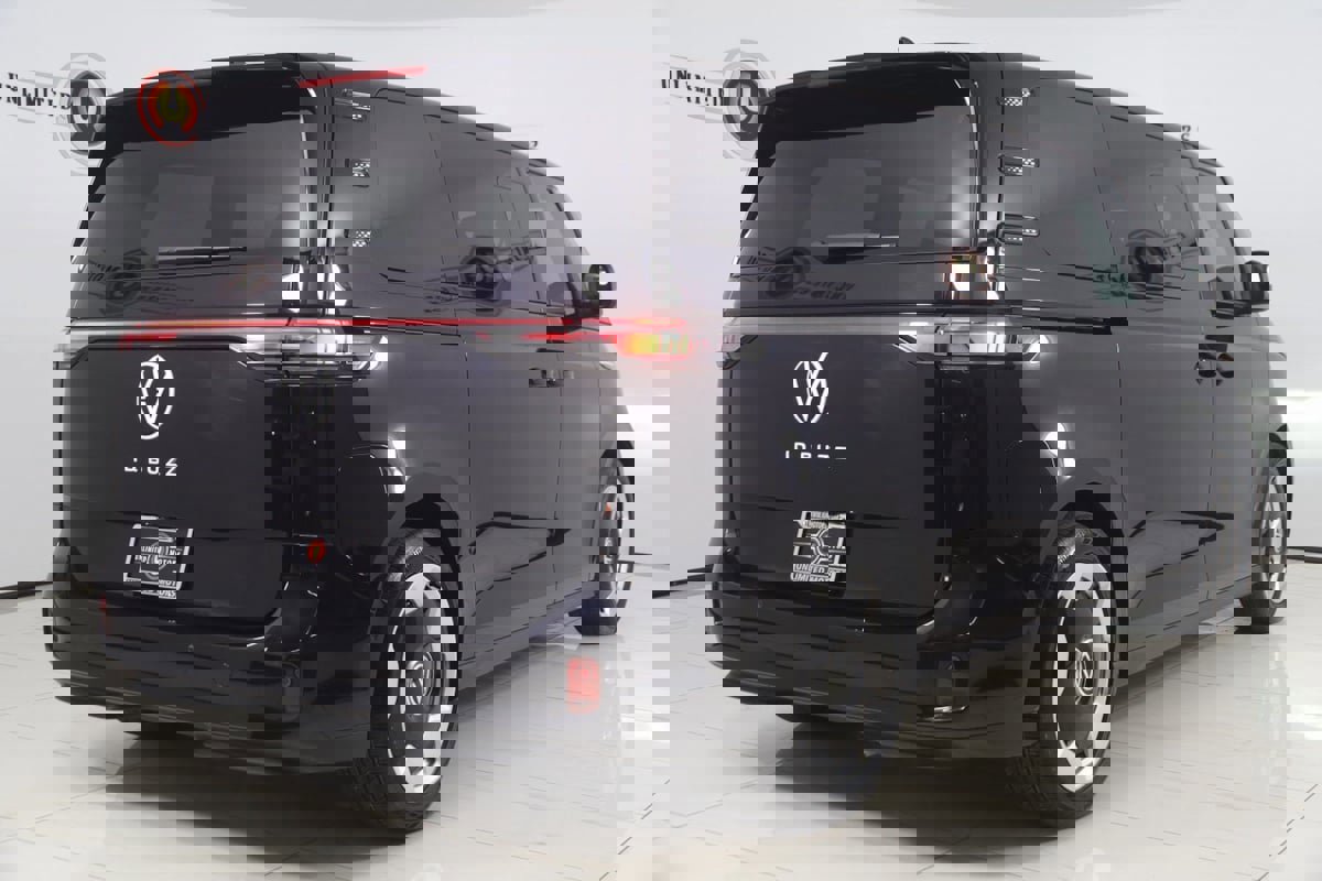 Used 2025 Volkswagen ID. Buzz Pro S image 3